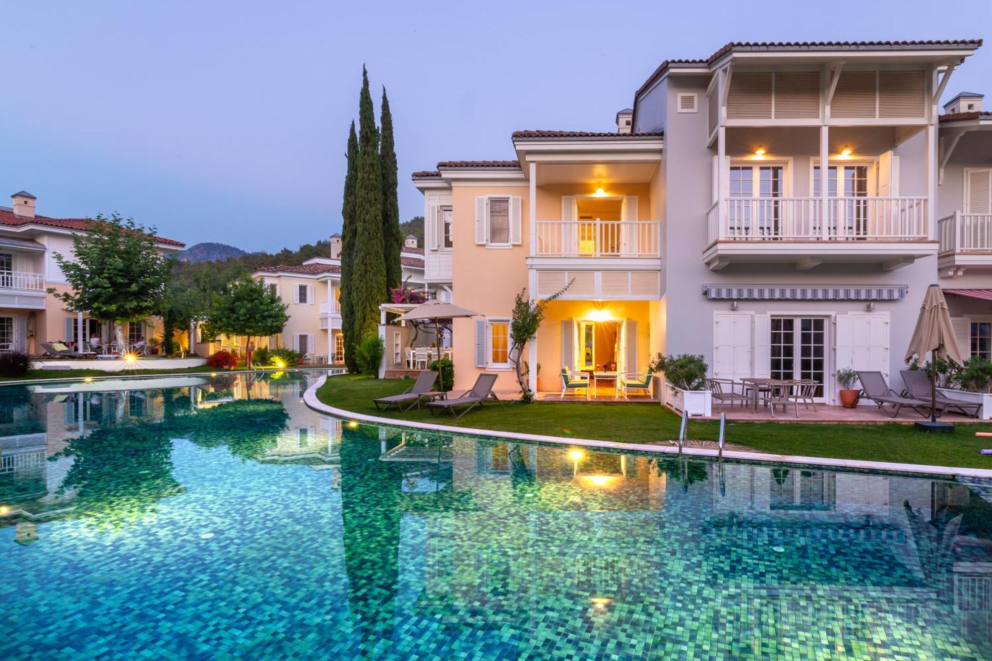 Portvillas By Villa Safiya Гёчек Экстерьер фото